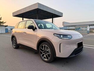 2026 Leapmotor A10 53 kWh, бежевый, 2050000 рублей, вид 1