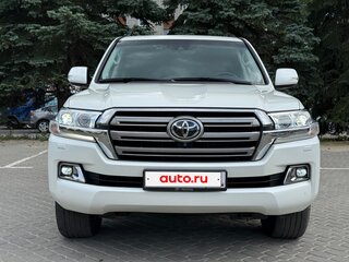 2015 Toyota Land Cruiser 200 Series Рестайлинг 2, белый, 5250000 рублей, вид 2