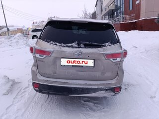 2014 Toyota Highlander III (XU50), бежевый, 2600000 рублей, вид 2