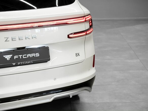 2026 Zeekr 8X 70 kWh, белый, 11994000 рублей - вид 17