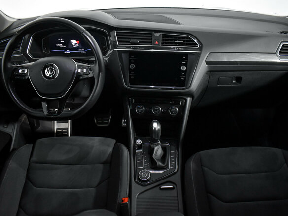 2020 Volkswagen Tiguan II, синий - вид 16
