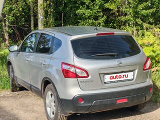 2012 Nissan Qashqai I Рестайлинг, серебристый, 899000 рублей, вид 2