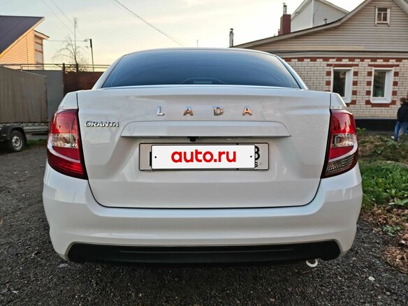 2024 Lada (ВАЗ) Granta I Рестайлинг, белый, 950000 рублей - вид 6