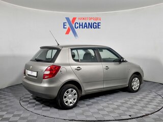 2010 Skoda Fabia II Рестайлинг, серый, 429000 рублей, вид 5