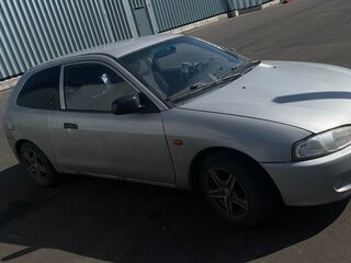 1998 Mitsubishi Colt V (CJ), серебристый, 80000 рублей, вид 1