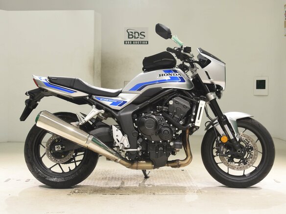 2026 Honda CB 1000F, серый, 1330000 рублей - вид 10