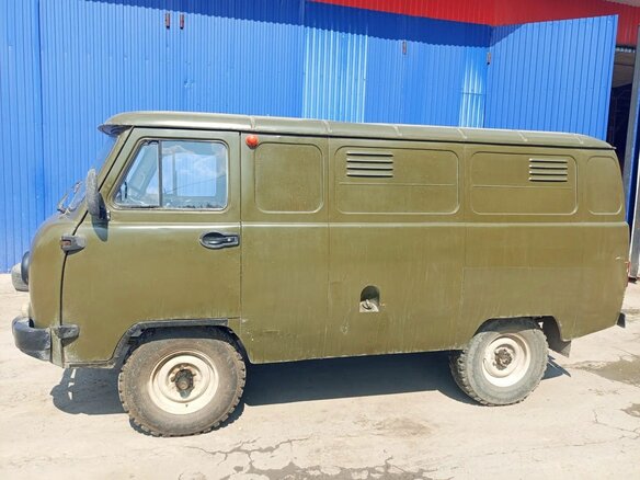 2001 УАЗ 3962, зелёный - вид 9
