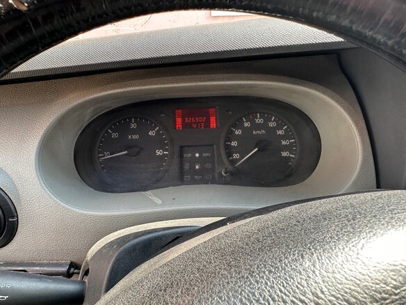 2006 Renault Master, белый, 750000 рублей - вид 8