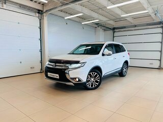 2016 Mitsubishi Outlander III Рестайлинг 2, белый, 2479000 рублей, вид 1