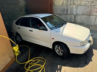 1996 Volkswagen Polo III, белый, 119000 рублей, вид 3
