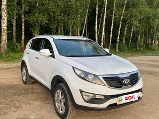 2013 Kia Sportage III, белый, 1050000 рублей, вид 1