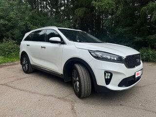 2018 Kia Sorento III Prime Рестайлинг, белый, 2650000 рублей, вид 3