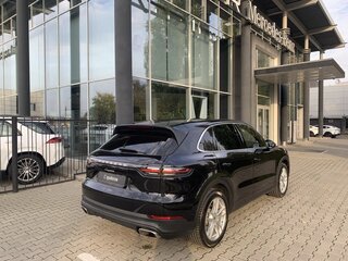 2019 Porsche Cayenne III, чёрный, 6590000 рублей, вид 2