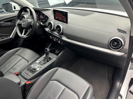 2023 Audi Q2 L 35 TFSI I Рестайлинг, белый, 2340000 рублей, вид 5