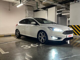 2016 Ford Focus III Рестайлинг, белый, 750000 рублей, вид 2