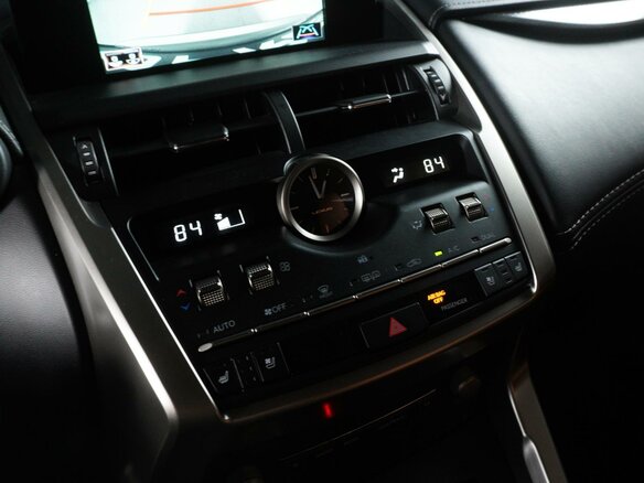 2019 Lexus NX 300 I Рестайлинг, серый, 2919000 рублей - вид 14