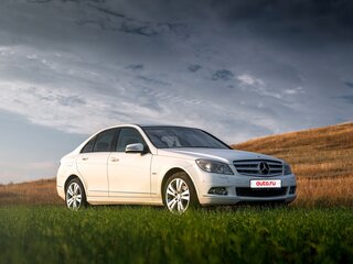 2008 Mercedes-Benz C-Класс 180 Kompressor III (W204), белый, 1050000 рублей, вид 1