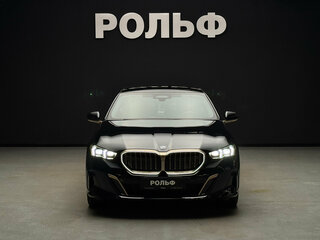 2024 BMW 5 серии Long 530Li VIII (G60/G61/G68), чёрный, 9990000 рублей, вид 1