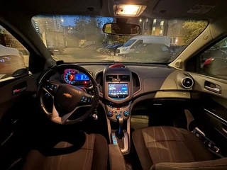 2015 Chevrolet Aveo II, синий, 620000 рублей, вид 4
