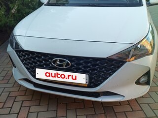 2020 Hyundai Solaris II Рестайлинг, белый, 1555000 рублей, вид 1