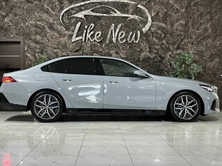 2025 BMW 5 серии 523d xDrive VIII (G60/G61/G68), серый, 8278000 рублей, вид 3