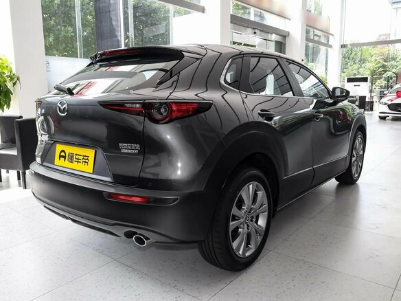 2025 Mazda CX-30 I, серый, 2900000 рублей - вид 5