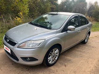 2008 Ford Focus II Рестайлинг, серебристый, 610000 рублей, вид 1