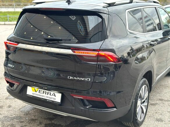2023 Geely Okavango I, чёрный, 2050000 рублей - вид 12
