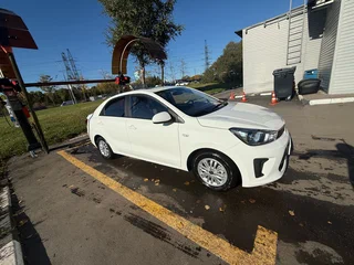 2023 Kia Pegas, белый, 1549500 рублей, вид 3
