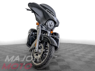 2018 Harley-Davidson Street Glide, чёрный, 1739000 рублей, вид 4