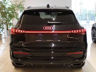 2026 Audi Q5 L III (GU), чёрный, 6650000 рублей, вид 5