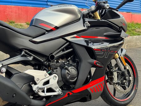 2024 CFMoto 450SR, чёрный, 510000 рублей, вид 4