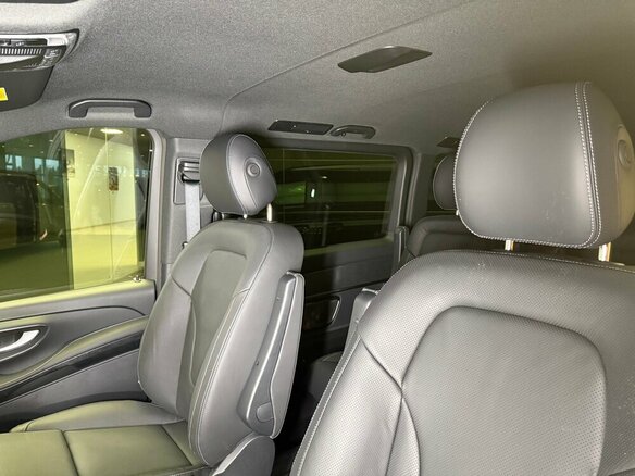 2024 Mercedes-Benz V-Класс Extra Long 300 d экстра длинный III (W447) Рестайлинг 2, чёрный, 17200000 рублей - вид 9