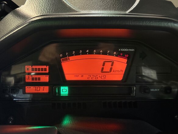 2009 Suzuki Burgman (SkyWave) 650, чёрный, 320000 рублей - вид 7