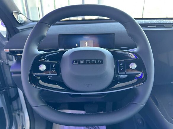 2026 Omoda C7, серебристый, 3069000 рублей - вид 12