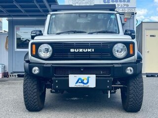 2022 Suzuki Jimny Sierra IV, белый, 1720000 рублей, вид 2