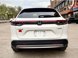 2023 Honda Vezel II, белый, 1467000 рублей, вид 5