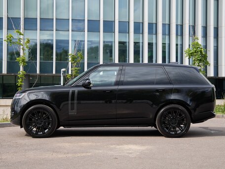 2026 Land Rover Range Rover P530 MHEV Long V, чёрный, 26950000 рублей, вид 3