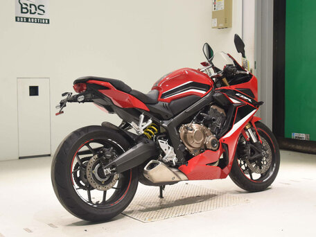 2021 Honda CBR 650R, красный, 880000 рублей, вид 5
