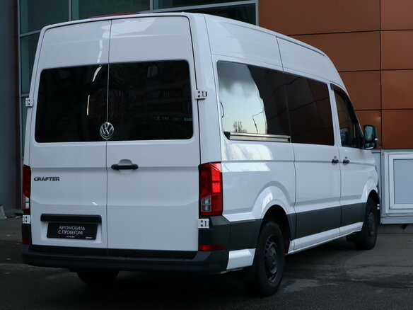 2022 Volkswagen Crafter, белый, 4500000 рублей - вид 4