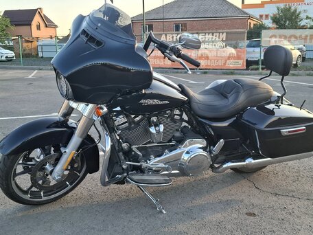 2020 Harley-Davidson Street Glide, чёрный, 1600000 рублей, вид 2