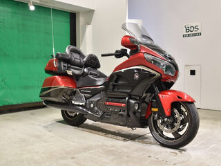 2015 Honda GL 1800 Gold Wing, красный, 1600000 рублей, вид 1
