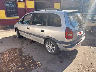 2000 Opel Zafira A, серебристый, 240000 рублей, вид 5