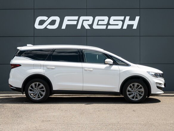 2021 Geely Jiaji I, белый, 1905000 рублей - вид 4