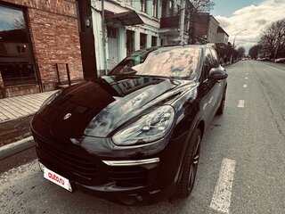 2017 Porsche Cayenne Diesel II Рестайлинг (958), чёрный, 4500000 рублей, вид 1