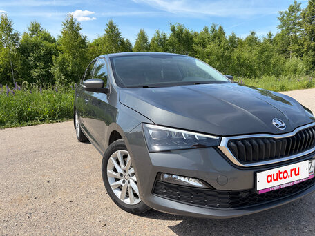 2022 Skoda Rapid II, серый, 1749000 рублей, вид 2