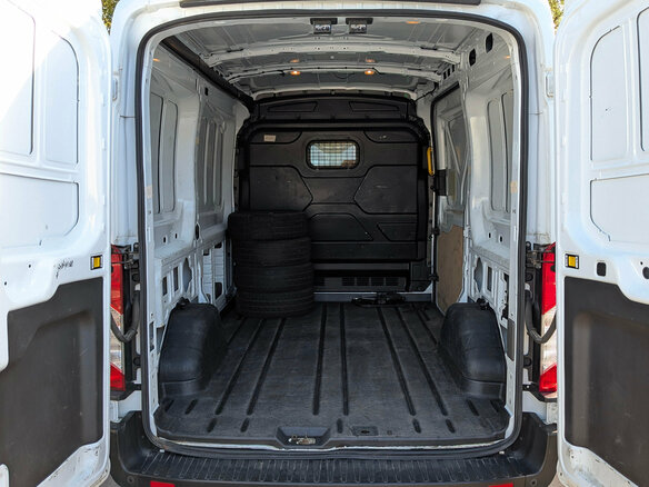 2021 Ford Transit, белый, 2690000 рублей - вид 9