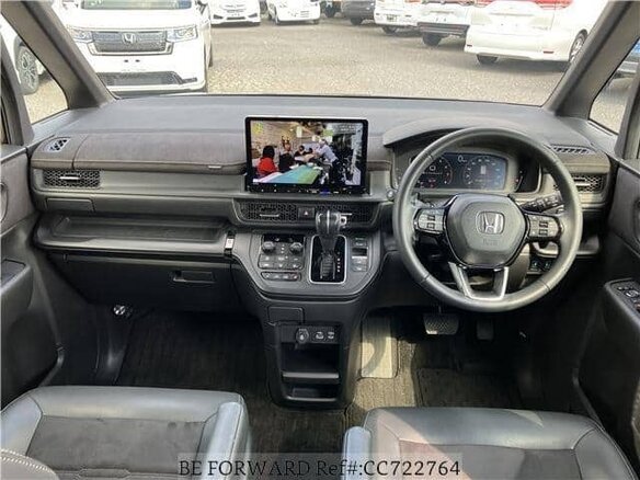 2022 Honda Stepwgn Spada VI, чёрный, 1930000 рублей - вид 11