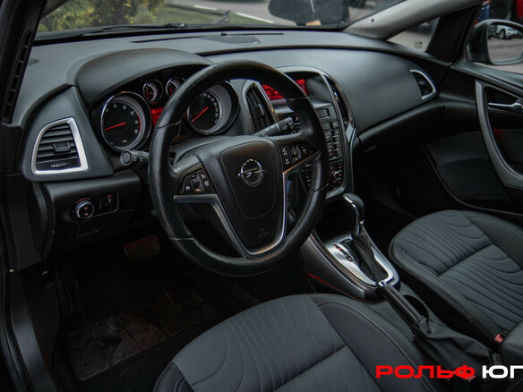 2013 Opel Astra J Рестайлинг, чёрный, 668000 рублей - вид 13