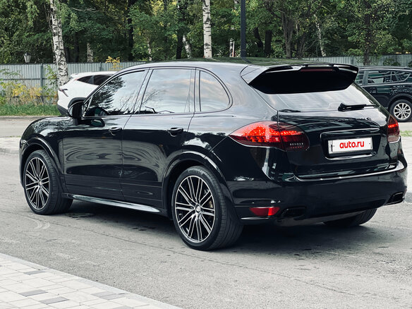 2011 Porsche Cayenne S II (958), чёрный, 2070000 рублей - вид 9